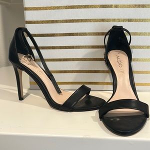 Aldo Black Open Toe Heel Size 8